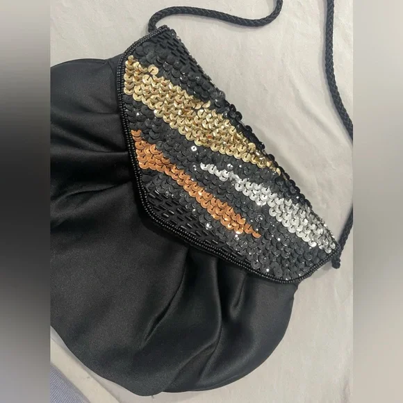 Vintage crossbody sequence Purse - Picture 2 of 6